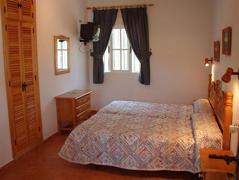 Hostal Las Acacias ロス・カーニョス・デ・メカ 部屋 写真