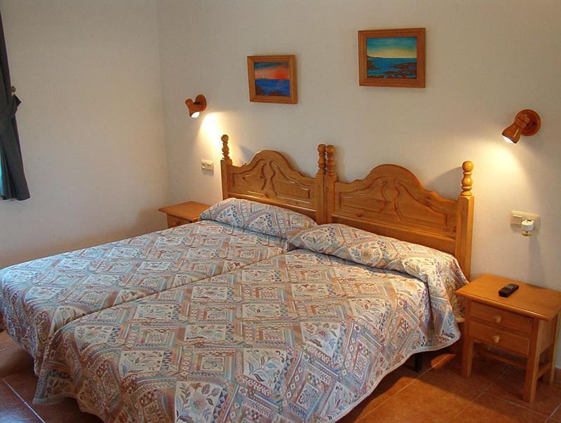 Hostal Las Acacias ロス・カーニョス・デ・メカ 部屋 写真
